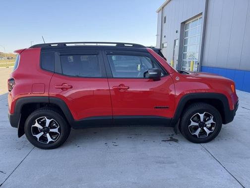 2021 Jeep Renegade Trailhawk