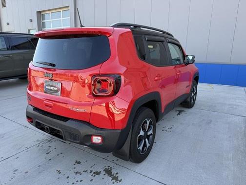 2021 Jeep Renegade Trailhawk