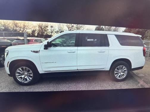 2025 GMC Yukon XL Denali