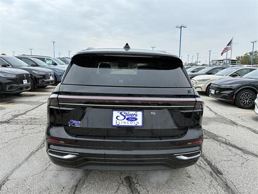 2025 Lincoln Nautilus Reserve