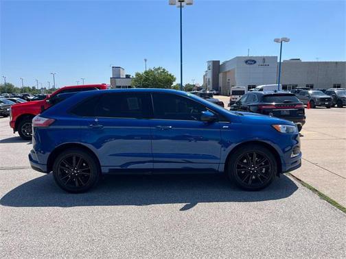 2024 Ford Edge ST Line