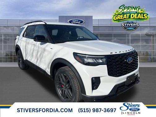 Star White Metallic Tri-Coat 2026 Ford Explorer ST-Line