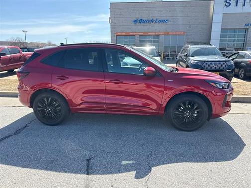 2025 Ford Escape ST-Line Elite