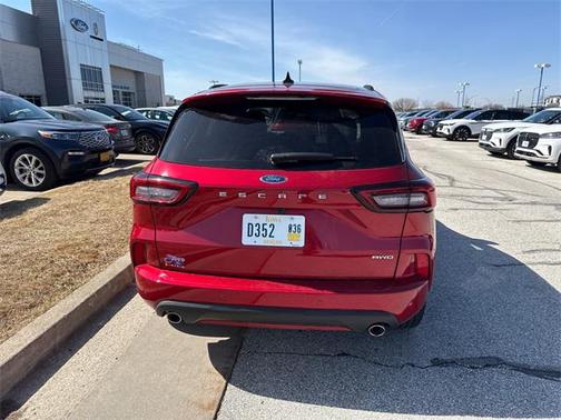2025 Ford Escape ST-Line Elite
