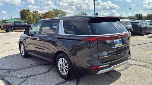 2022 Kia Carnival LXS