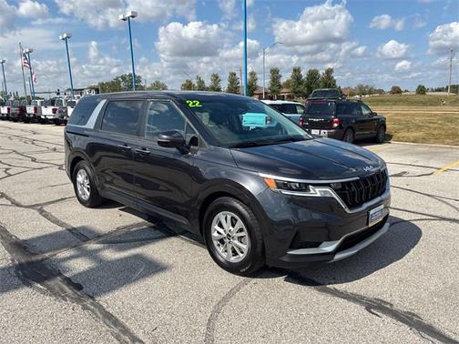 2022 Kia Carnival LXS