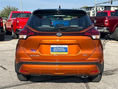 2024 Nissan Kicks SR