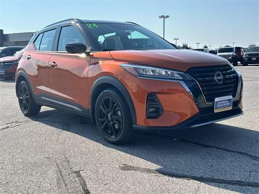 2024 Nissan Kicks SR