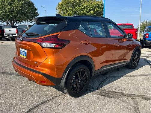 2024 Nissan Kicks SR