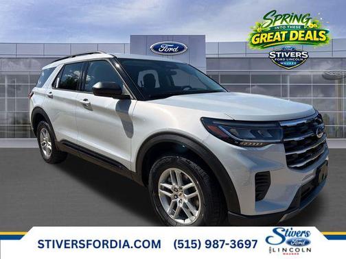 Space White Metallic 2026 Ford Explorer Active