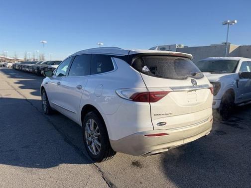 2023 Buick Enclave Premium AWD