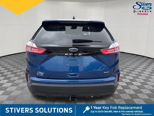 Atlas Blue Metallic 2024 Ford Edge SE