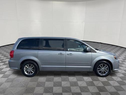 2014 Dodge Grand Caravan R/T