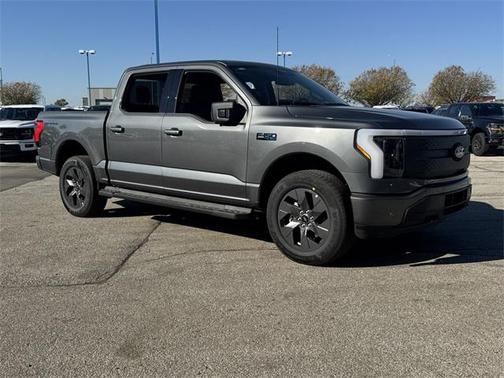 2025 Ford F-150 Lightning Flash