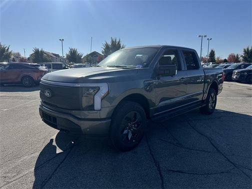2025 Ford F-150 Lightning Flash
