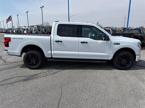 2025 Ford F-150 Lightning XLT