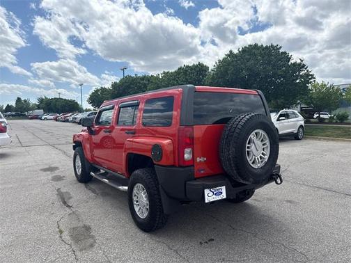 2009 Hummer H3 Base