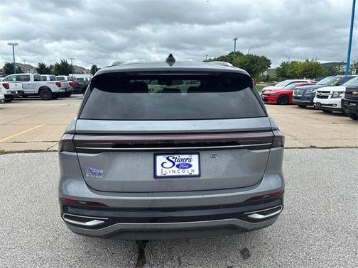 2025 Lincoln Nautilus Reserve