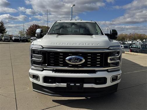 2026 Ford F-350 Platinum