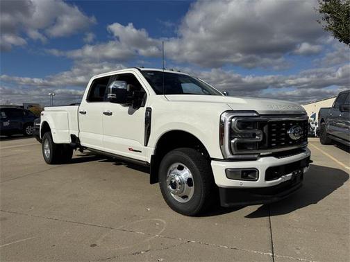 2026 Ford F-350 Platinum