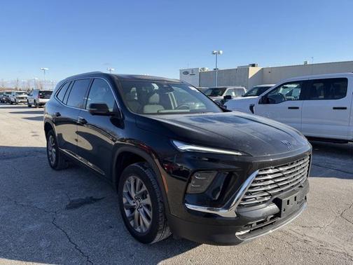 2025 Buick Enclave Preferred FWD