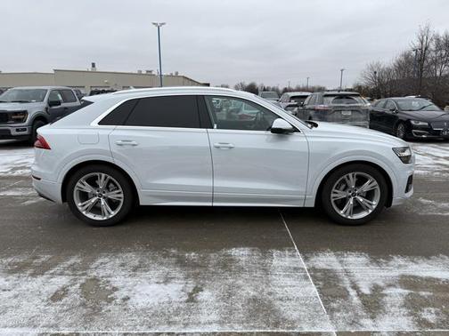 2023 Audi Q8 55 Prestige