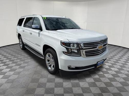 Summit White 2017 Chevrolet Suburban Premier