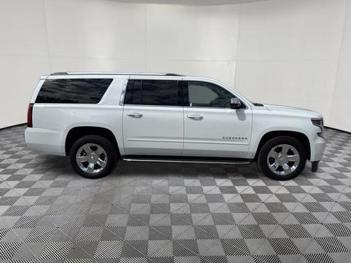 Summit White 2017 Chevrolet Suburban Premier