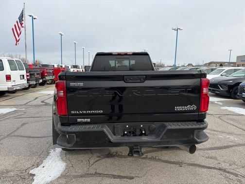 2025 Chevrolet Silverado 3500 High Country
