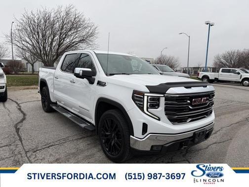 2022 GMC Sierra 1500 SLT