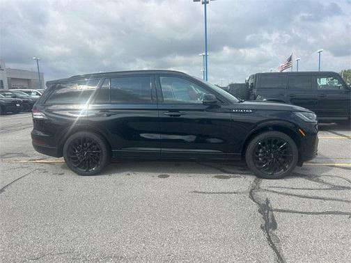 2025 Lincoln Aviator Reserve AWD