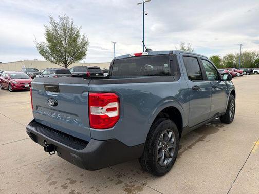 Azure Gray Metallic Tri-Coat 2026 Ford Maverick XLT