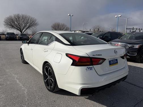 2024 Nissan Altima SR FWD