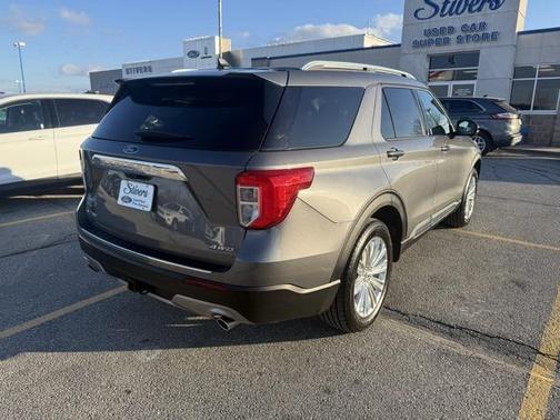 2022 Ford Explorer Limited