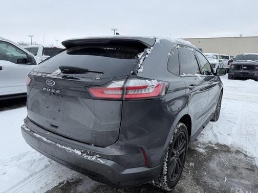 2024 Ford Edge ST Line