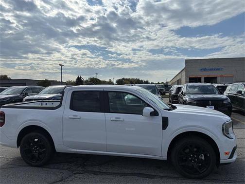 2025 Ford Maverick Lobo Standard