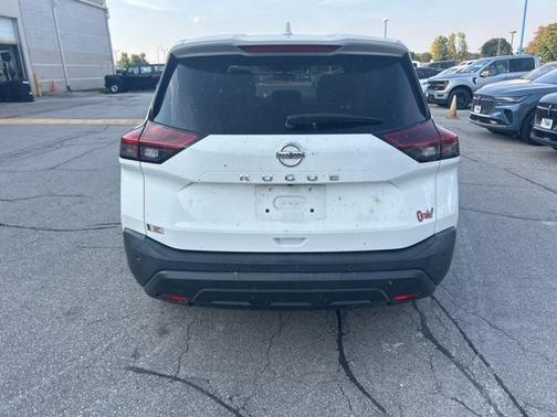 2021 Nissan Rogue S