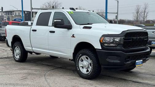 2024 RAM 3500 Tradesman Crew Cab 4x4 6'4' Box