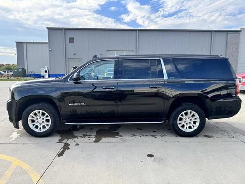 2020 GMC Yukon XL SLT