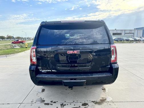 2020 GMC Yukon XL SLT