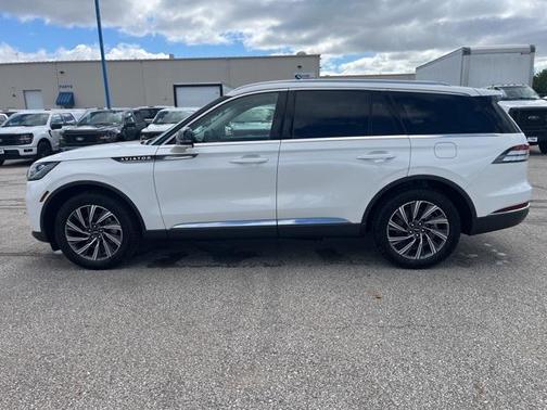 2025 Lincoln Aviator Premiere