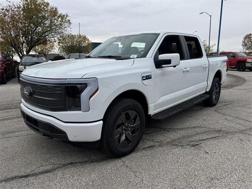 2025 Ford F-150 Lightning LARIAT