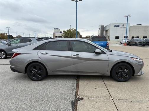 2023 Hyundai ELANTRA HEV Blue