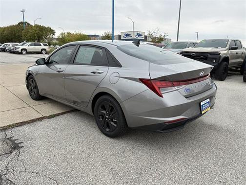 2023 Hyundai ELANTRA HEV Blue