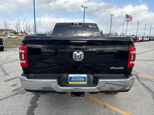 2023 RAM 2500 Tradesman Crew Cab 4x4 6'4' Box