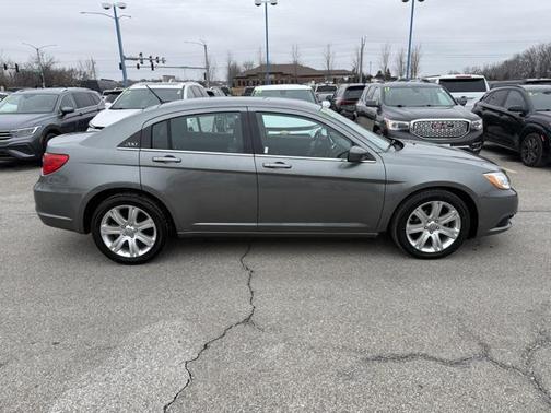 2012 Chrysler 200 Touring