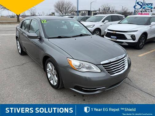 2012 Chrysler 200 Touring