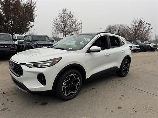 2026 Ford Escape Platinum