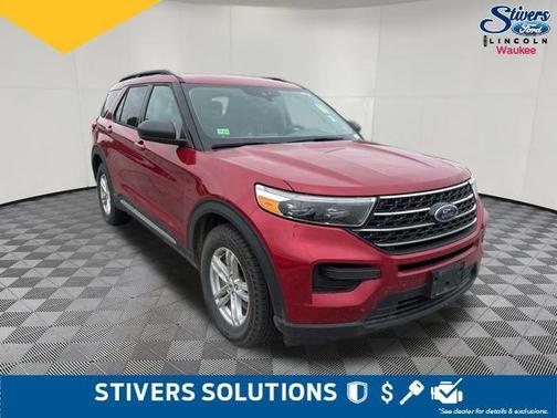 Rapid Red Metallic Tinted Clearcoat 2021 Ford Explorer XLT