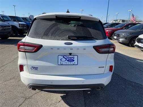 2025 Ford Escape ST-Line Elite
